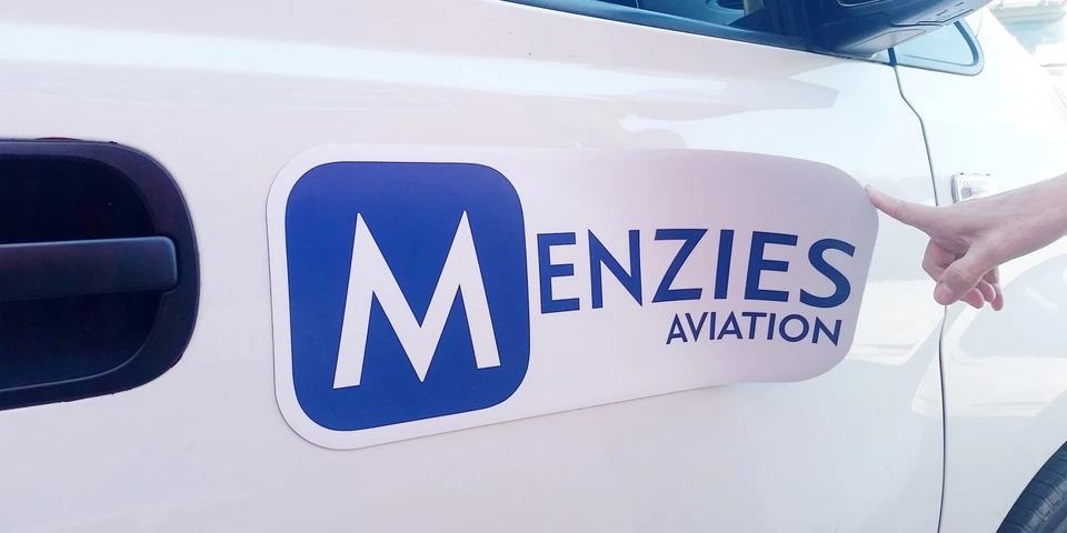 signarama-australia-menzies-aviation-magnetic-sign-banner-5b8de13295963